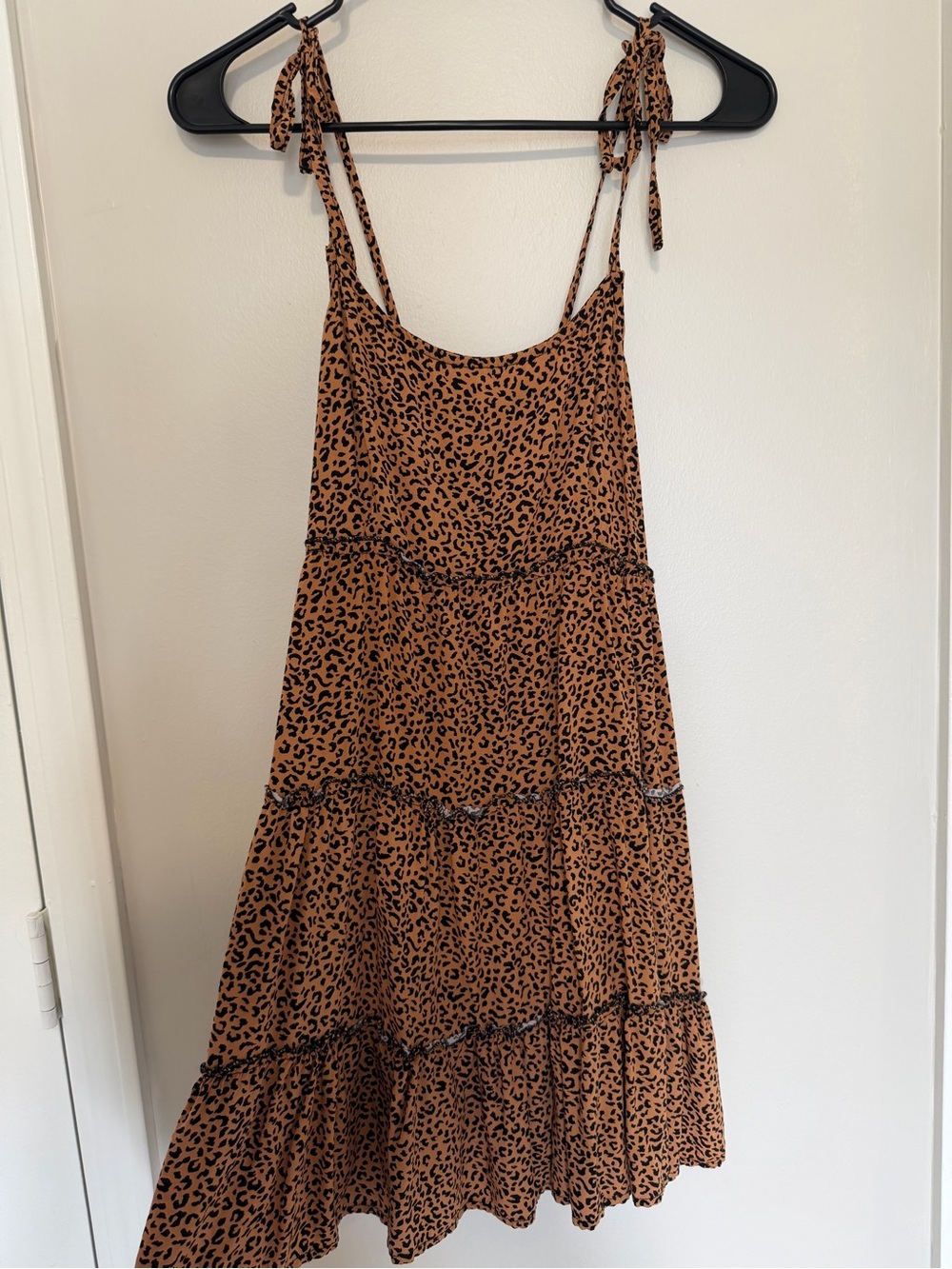 Tie-Shoulder Leopard Print Tiered Sundress in Brown
